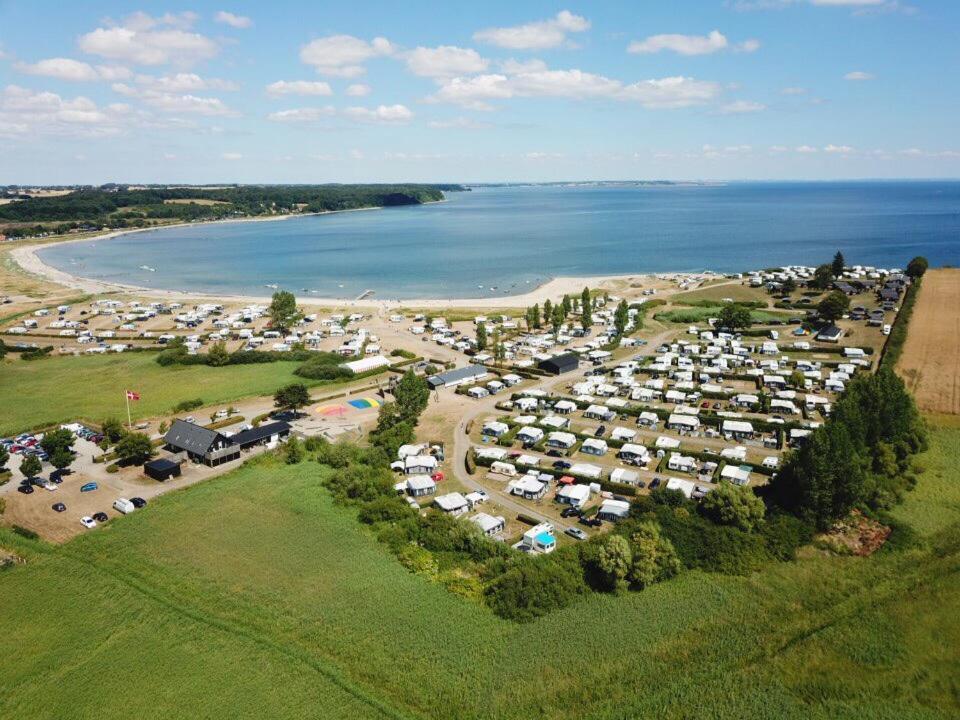 Vikaer Strand Camping & Cottages Diernæs Esterno foto